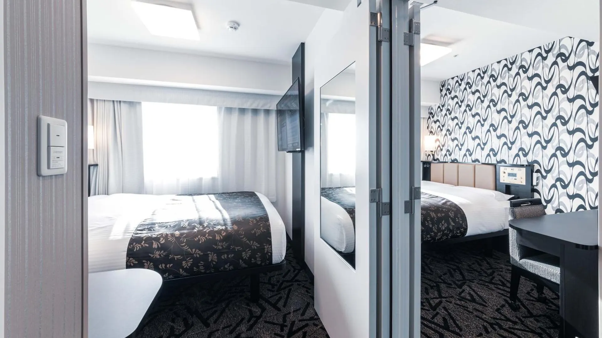 Apa Hotel & Resort Midosuji Hommachi Eki Tower Осака 3*,  Япония
