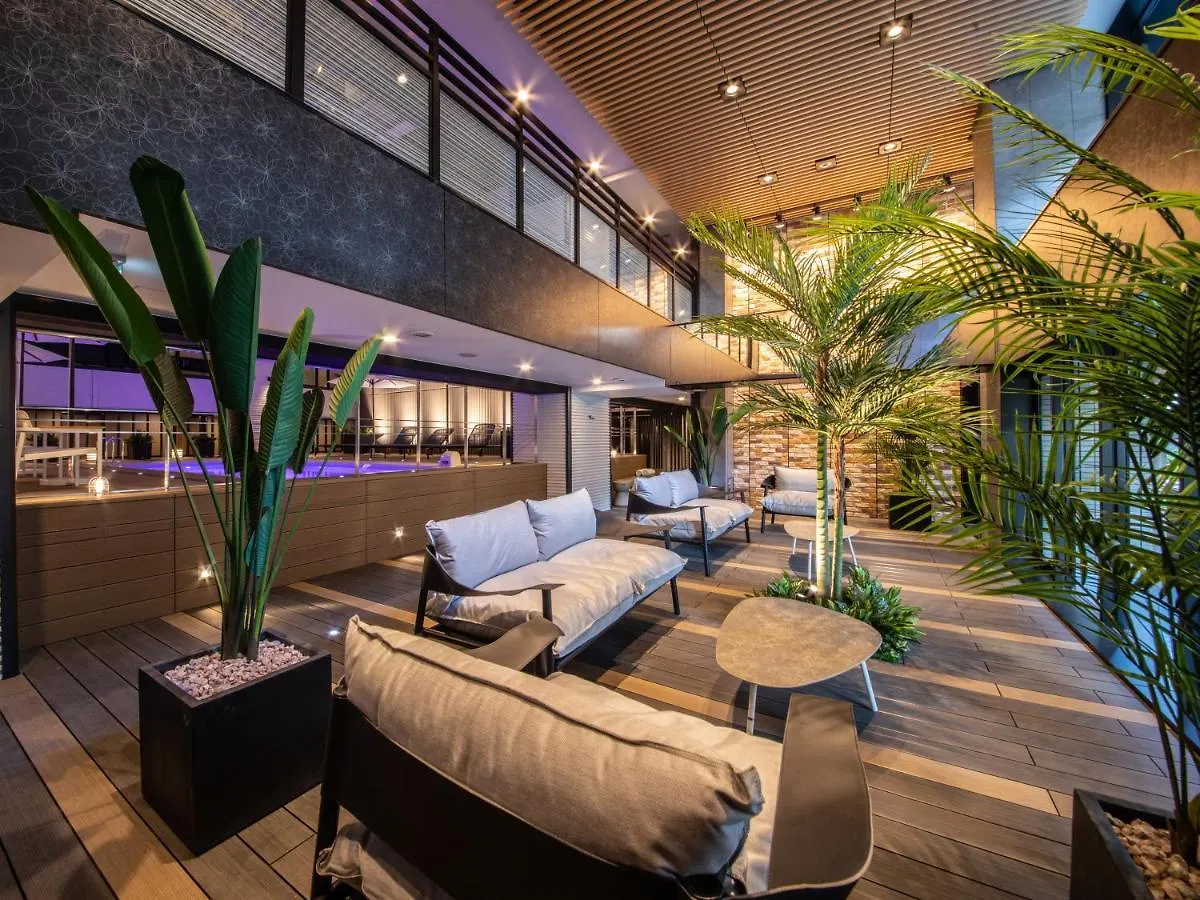 Apa Hotel & Resort Midosuji Hommachi Eki Tower Osaka